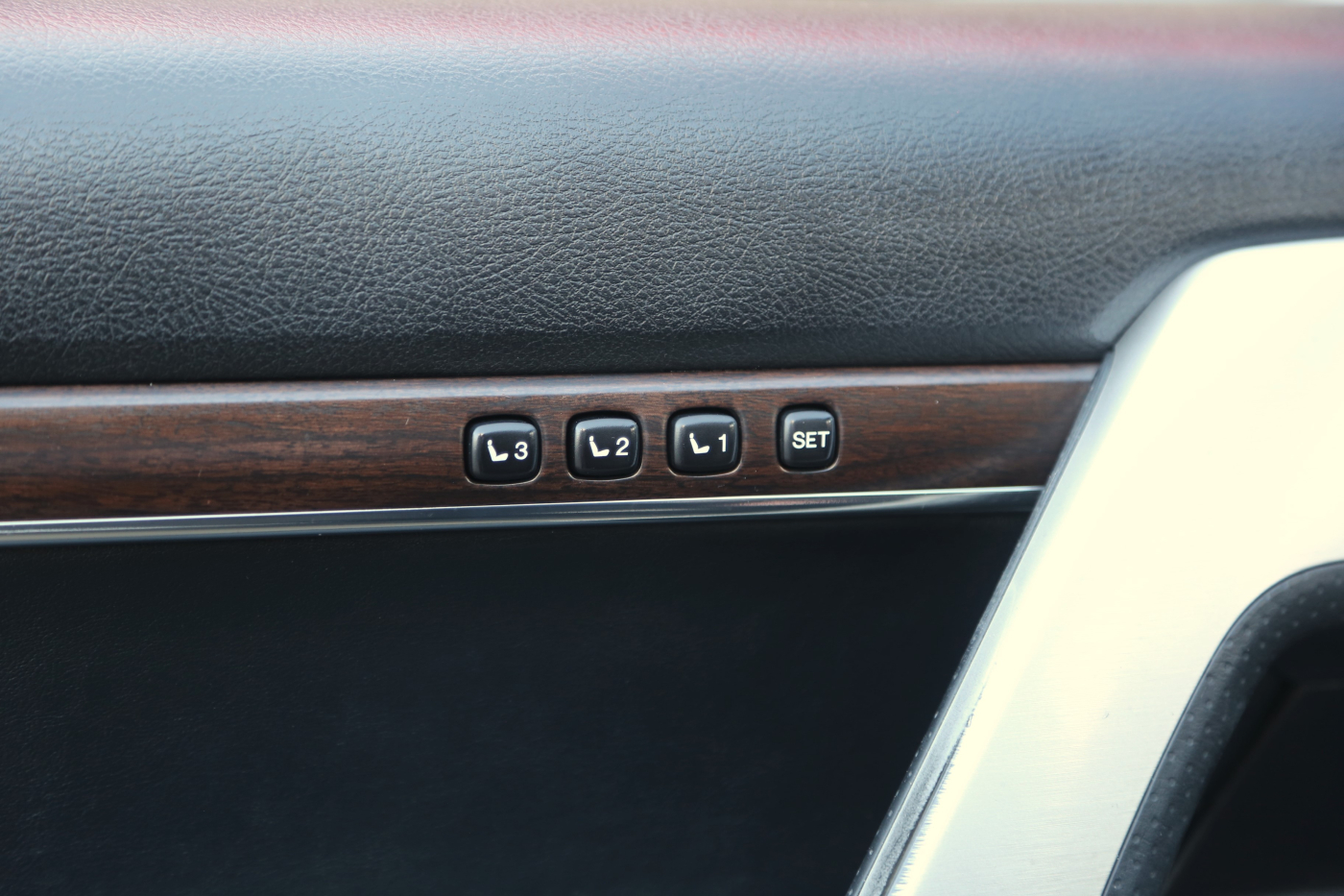 Toyota Land Cruiser (все)