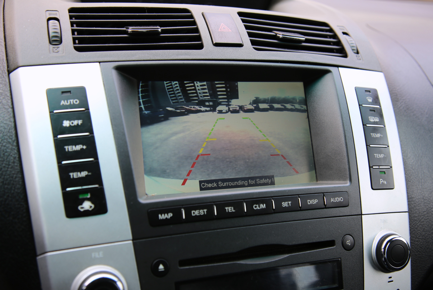 BYD S6