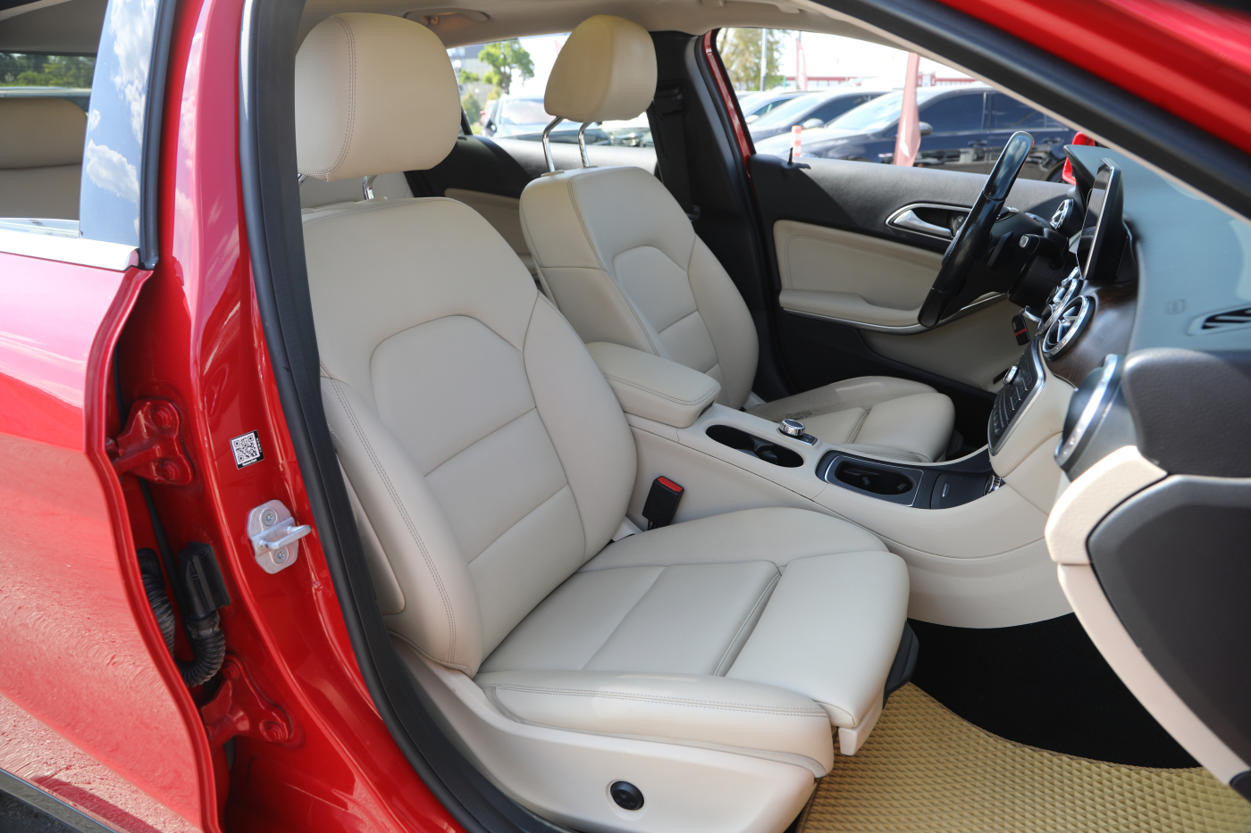 Mercedes-Benz GLA-Class
