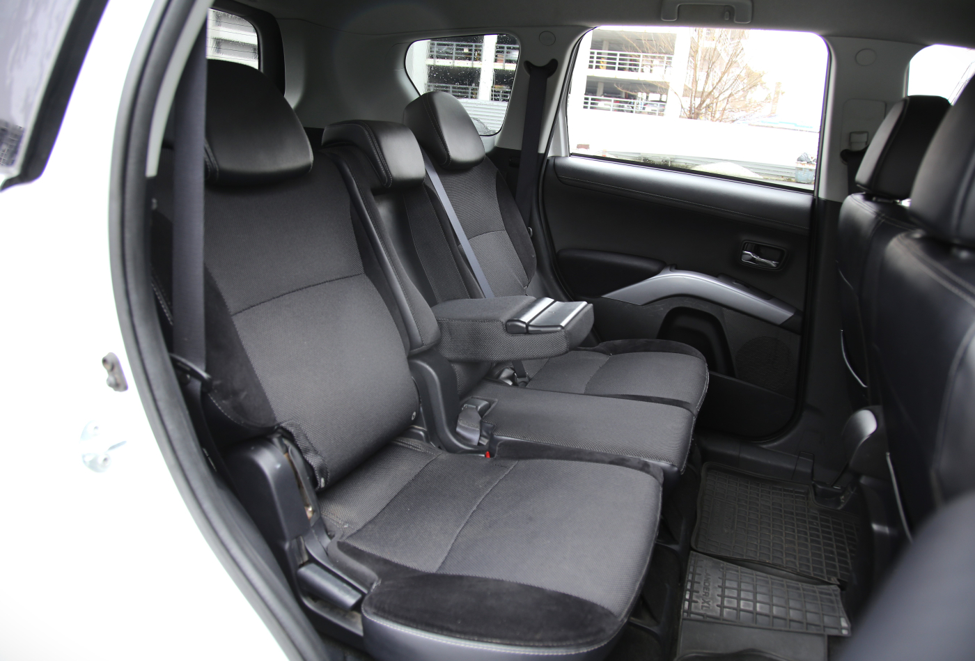 Mitsubishi Outlander XL