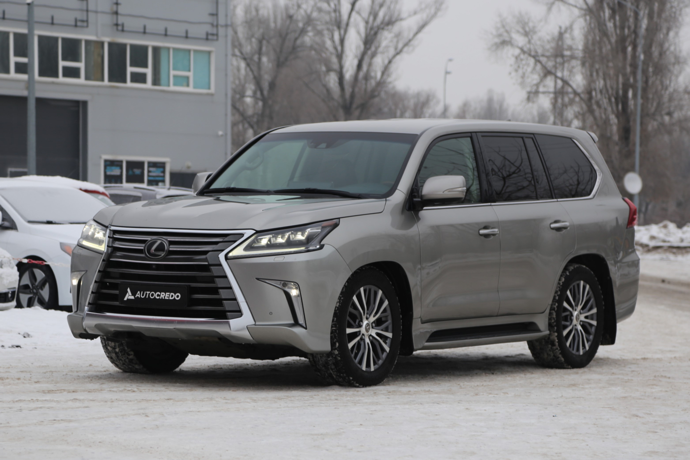 Lexus LX