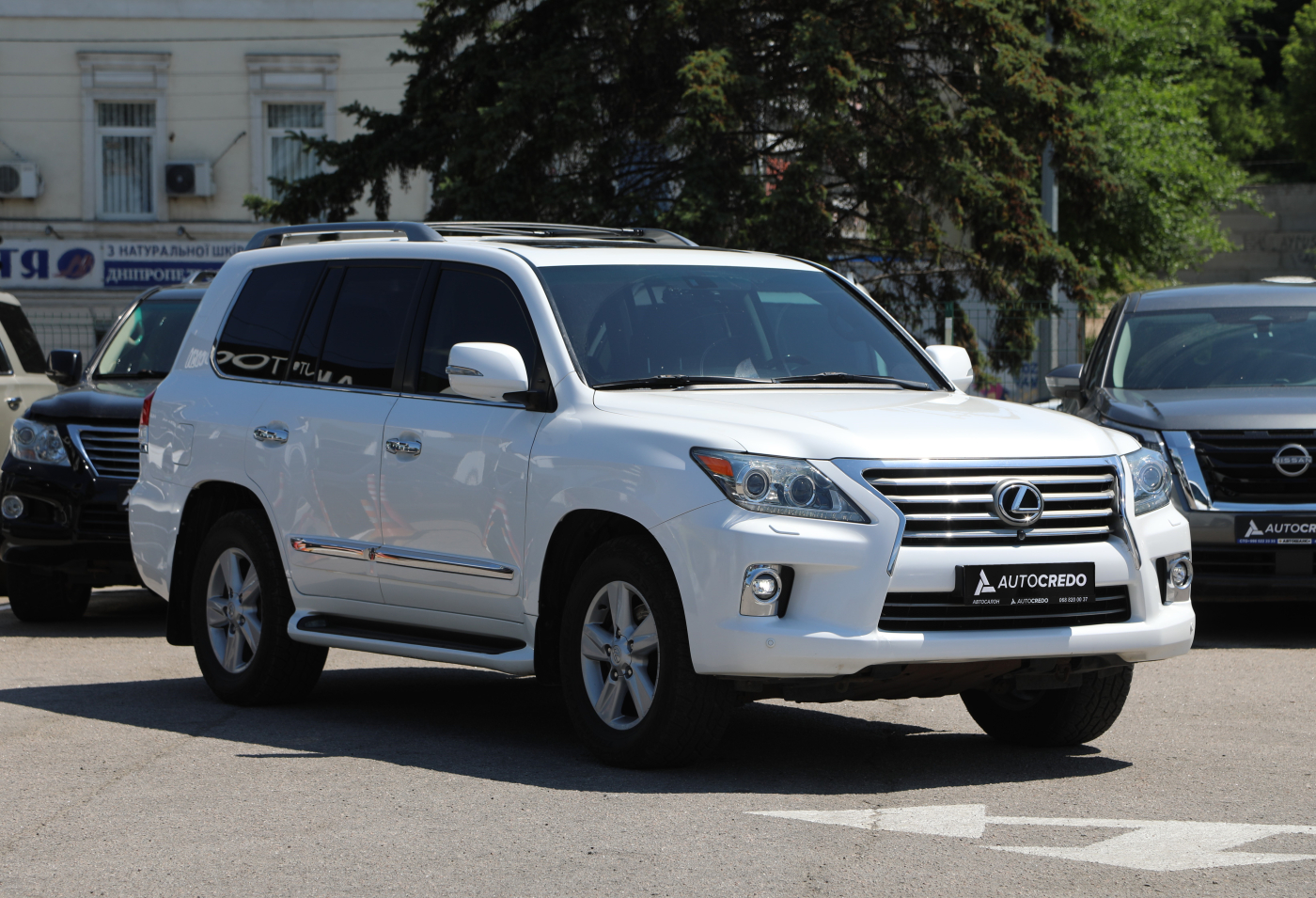 Lexus LX