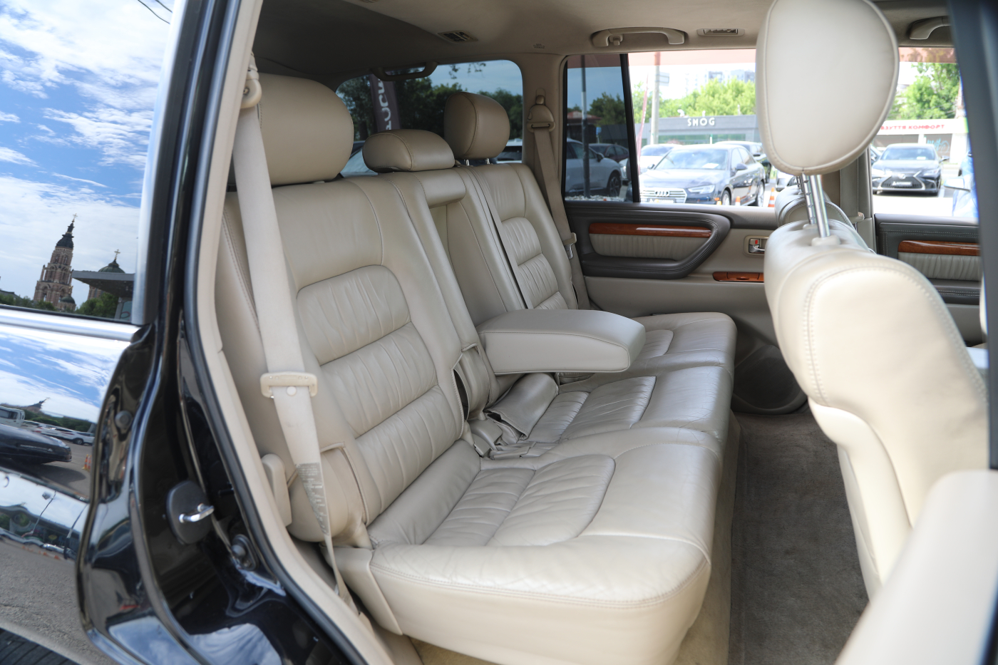 Lexus LX