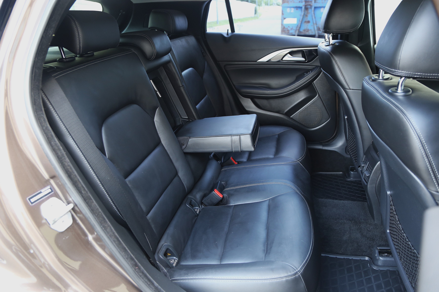 Infiniti QX30