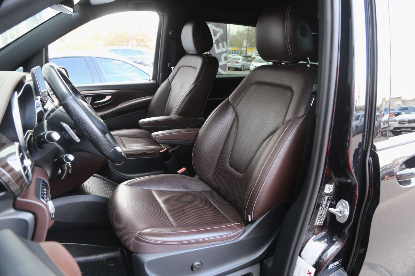 Mercedes-Benz V-Class