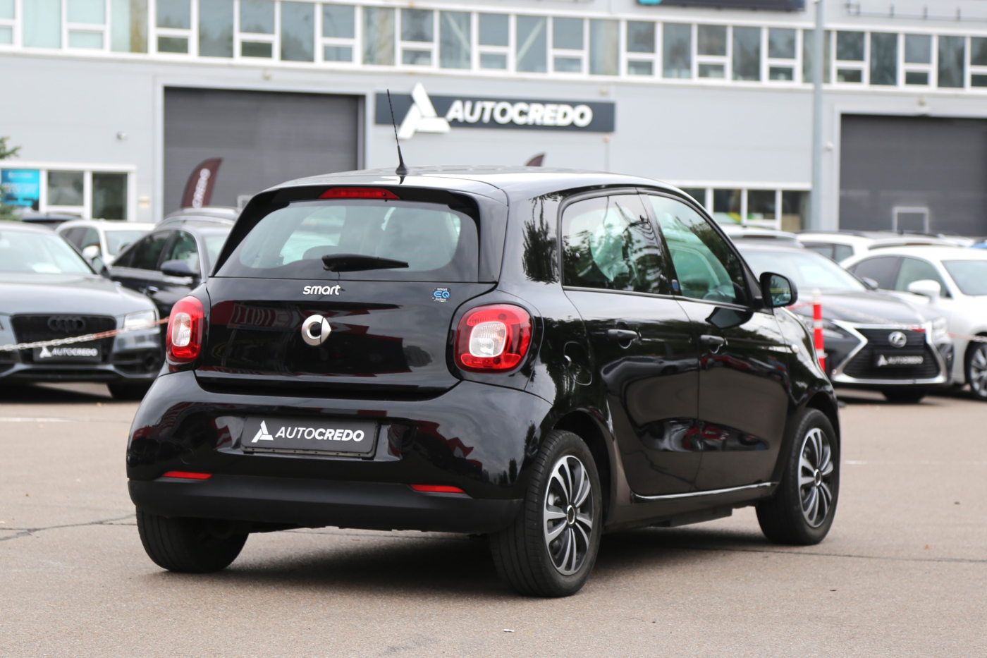 Smart EQ Forfour