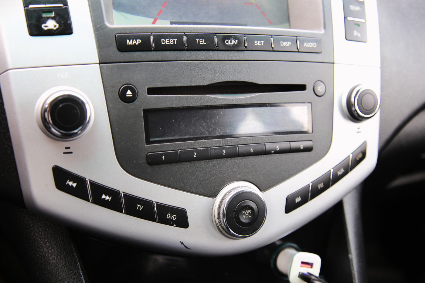 BYD S6
