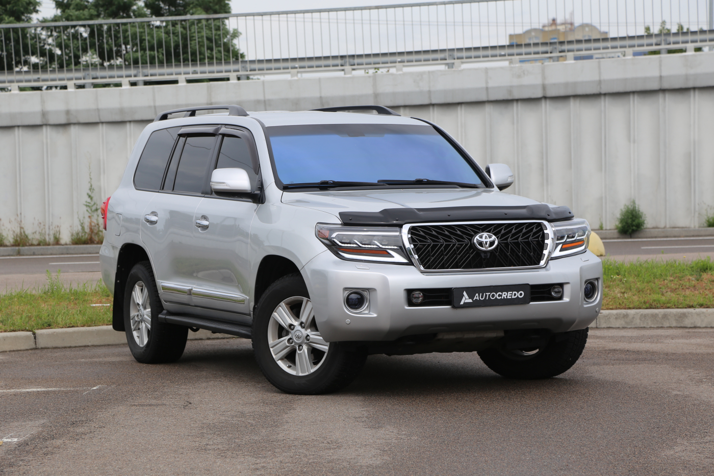 Toyota Land Cruiser (все)