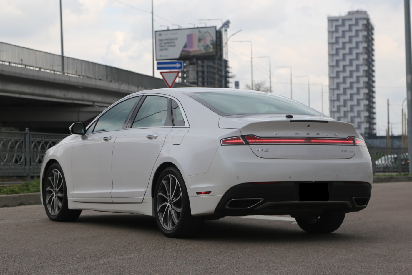 Lincoln MKZ