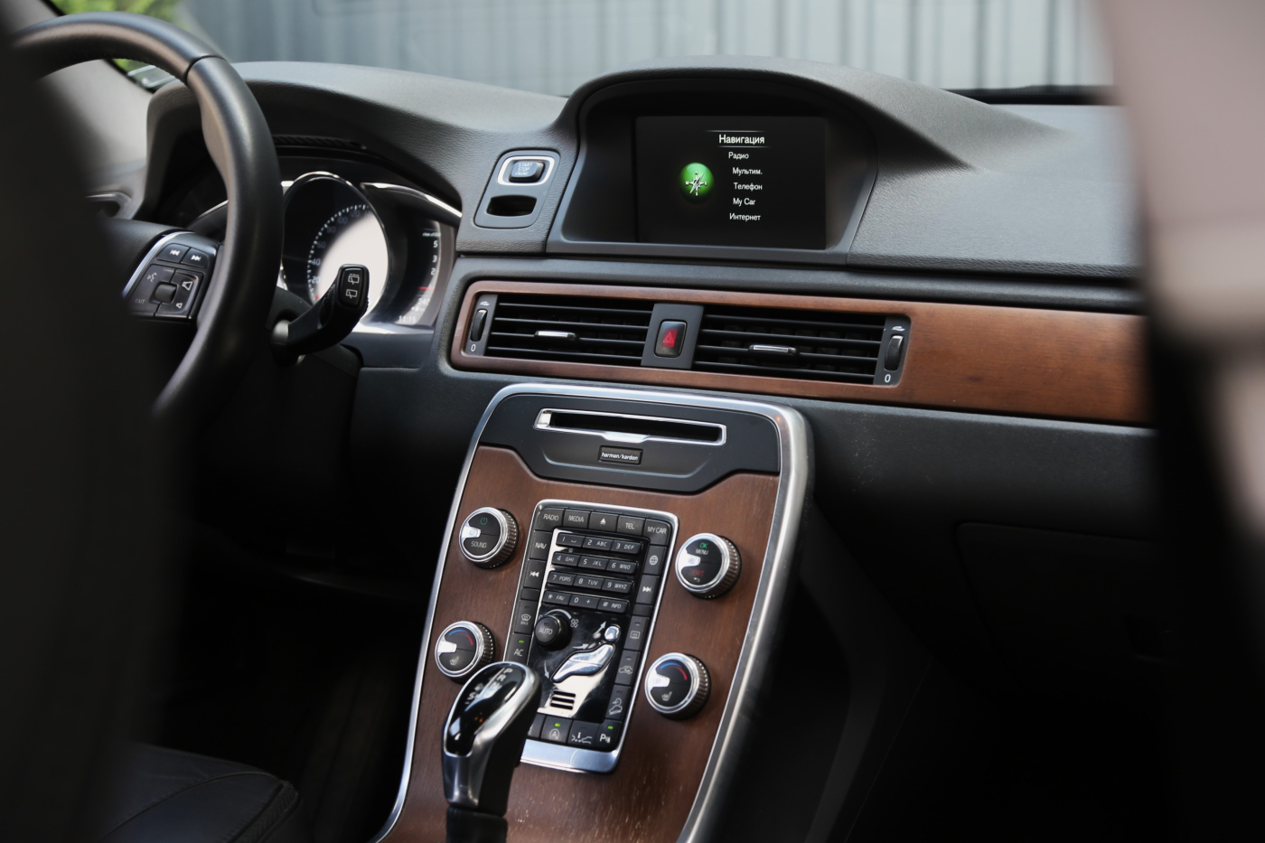 Volvo XC70