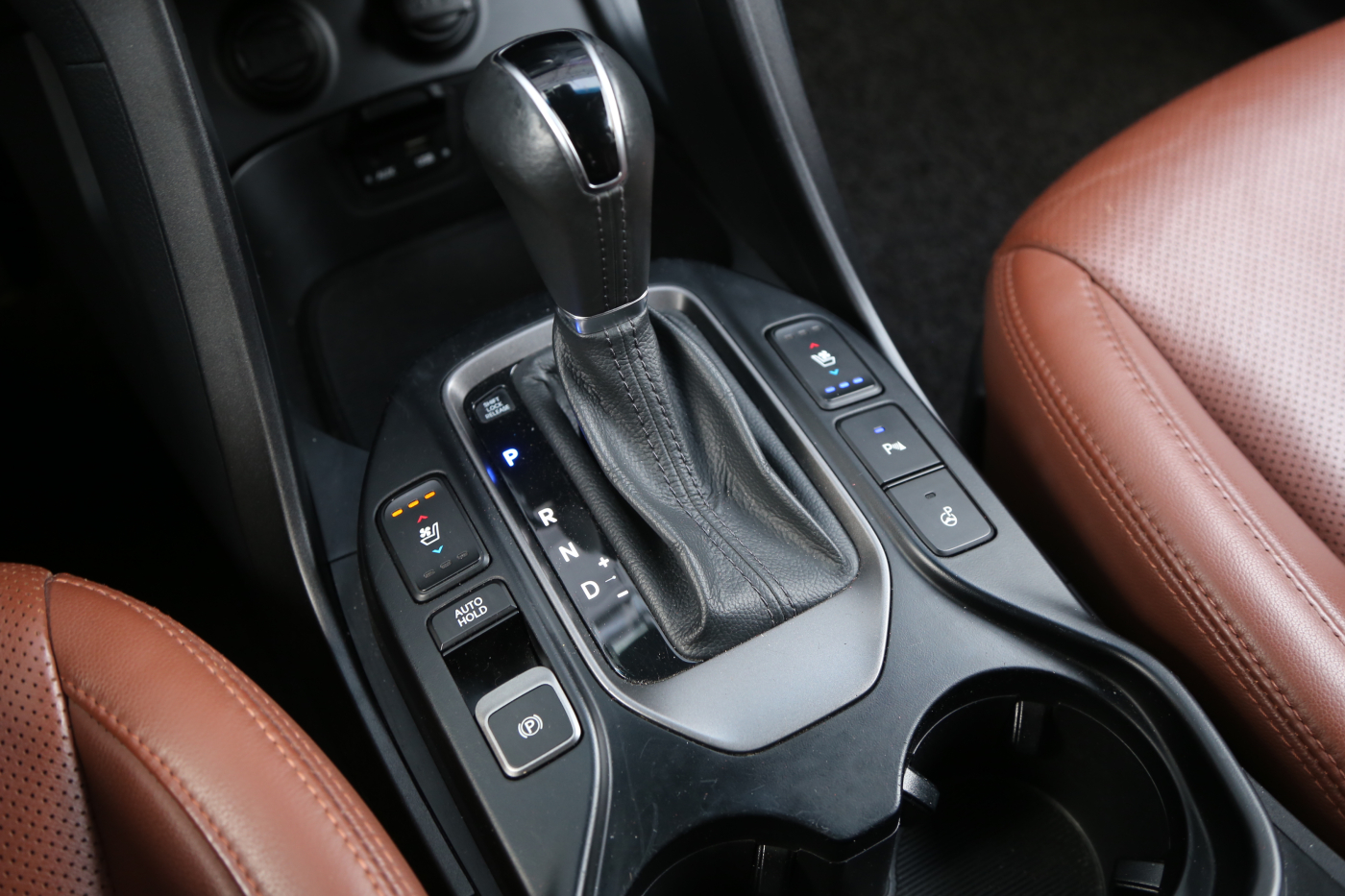 Hyundai Grand Santa Fe