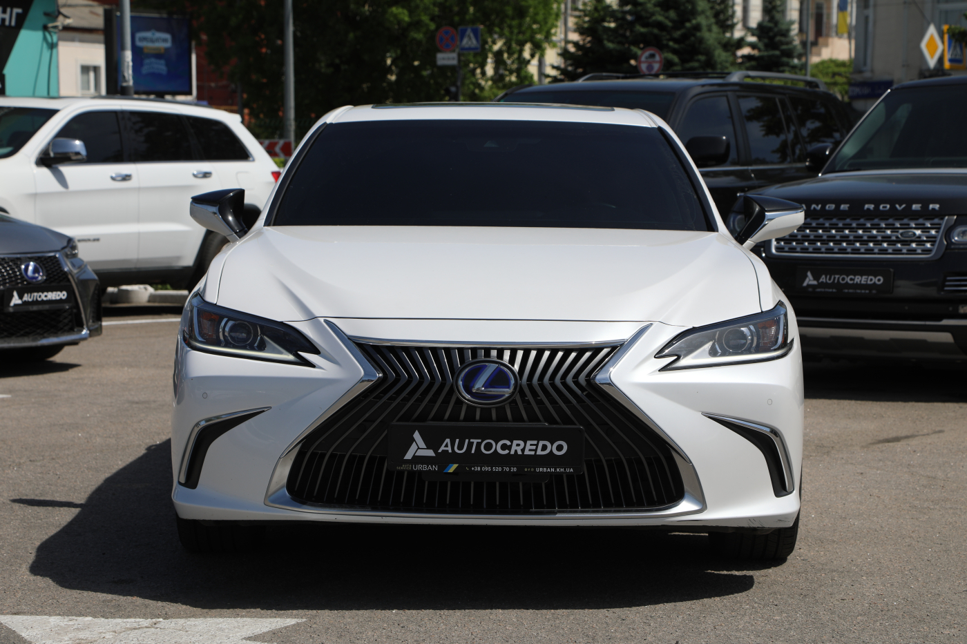 Lexus ES