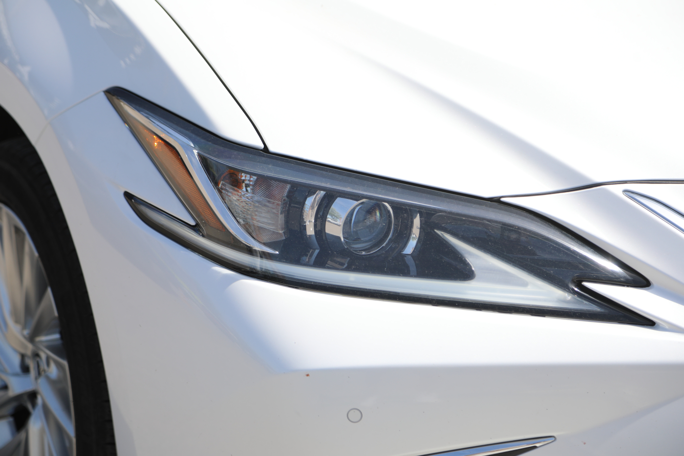Lexus ES