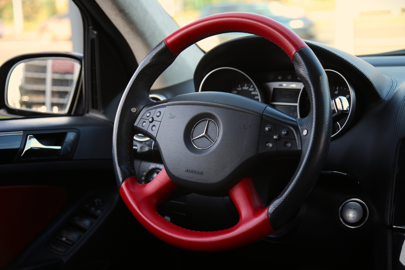 Mercedes-Benz M-Class