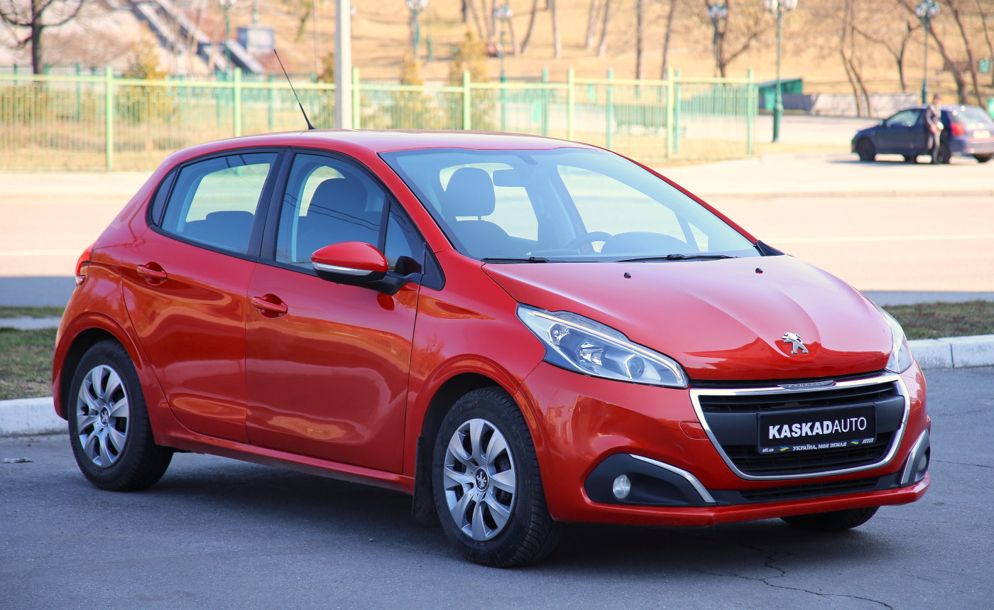 Peugeot 208