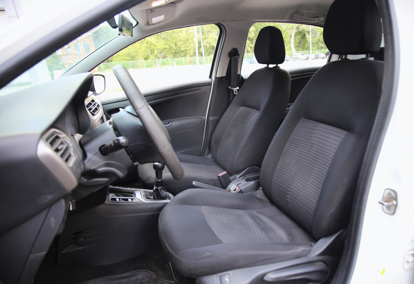 Peugeot 301