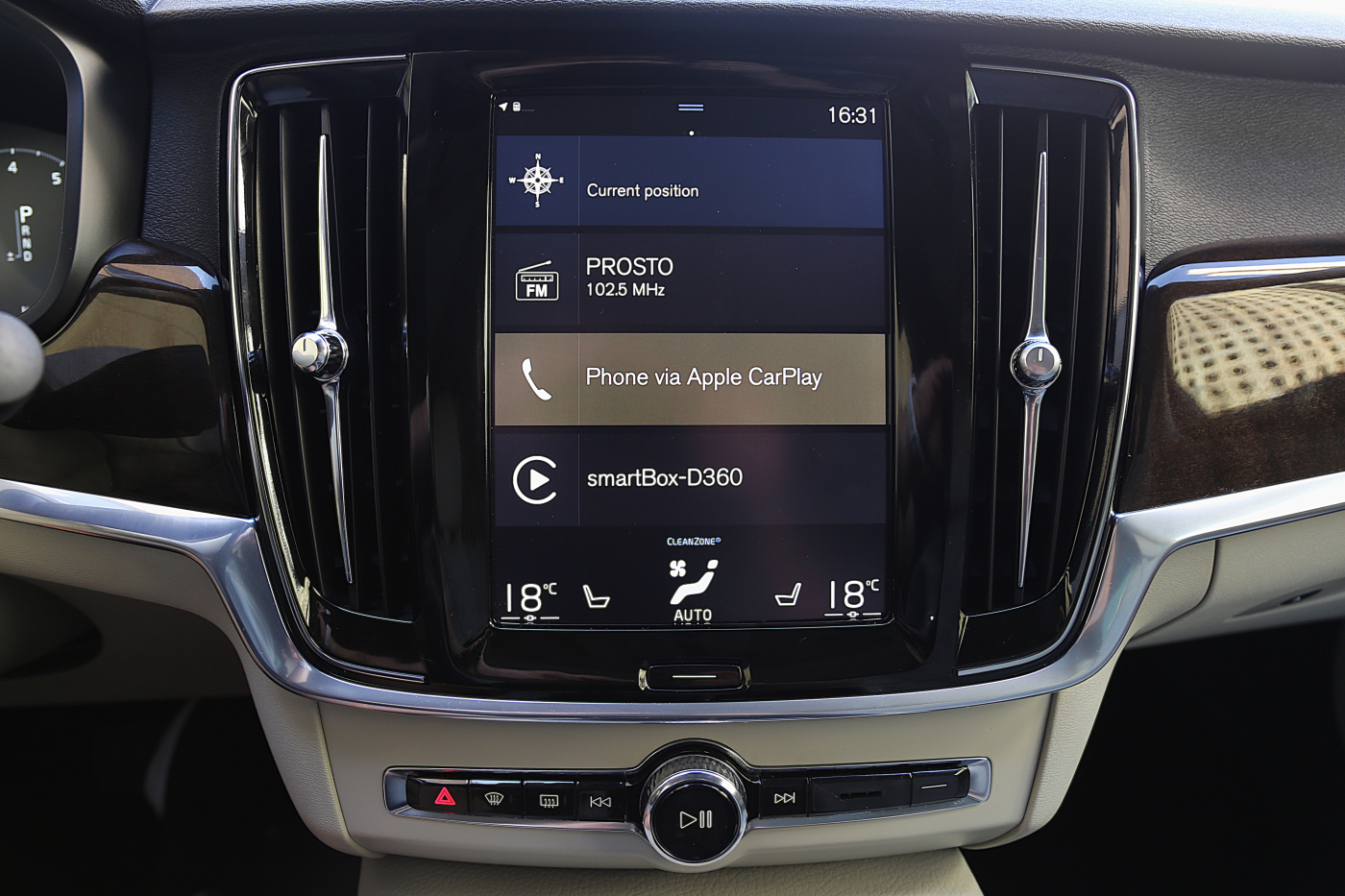 Volvo S90