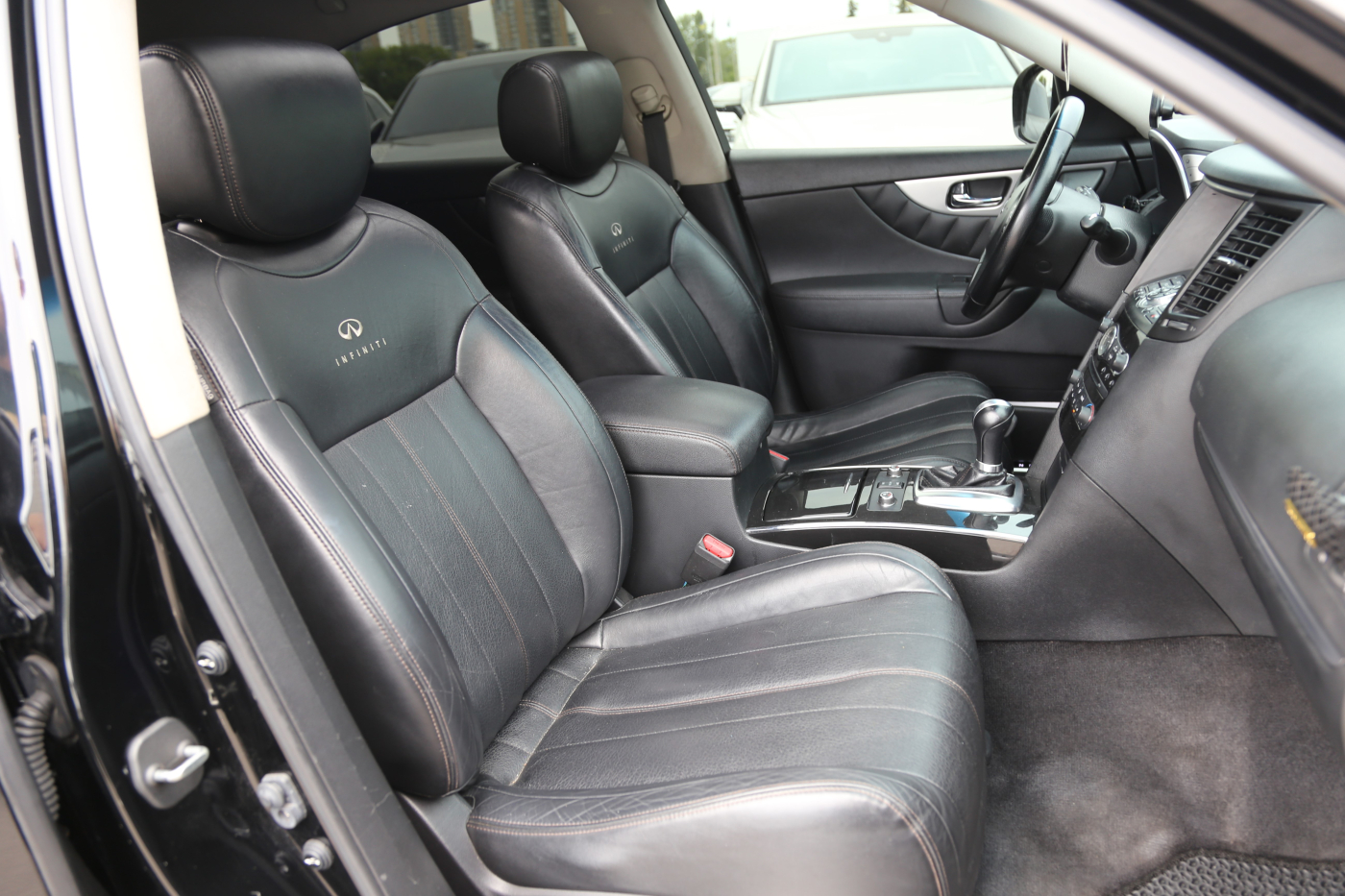 Infiniti FX 35