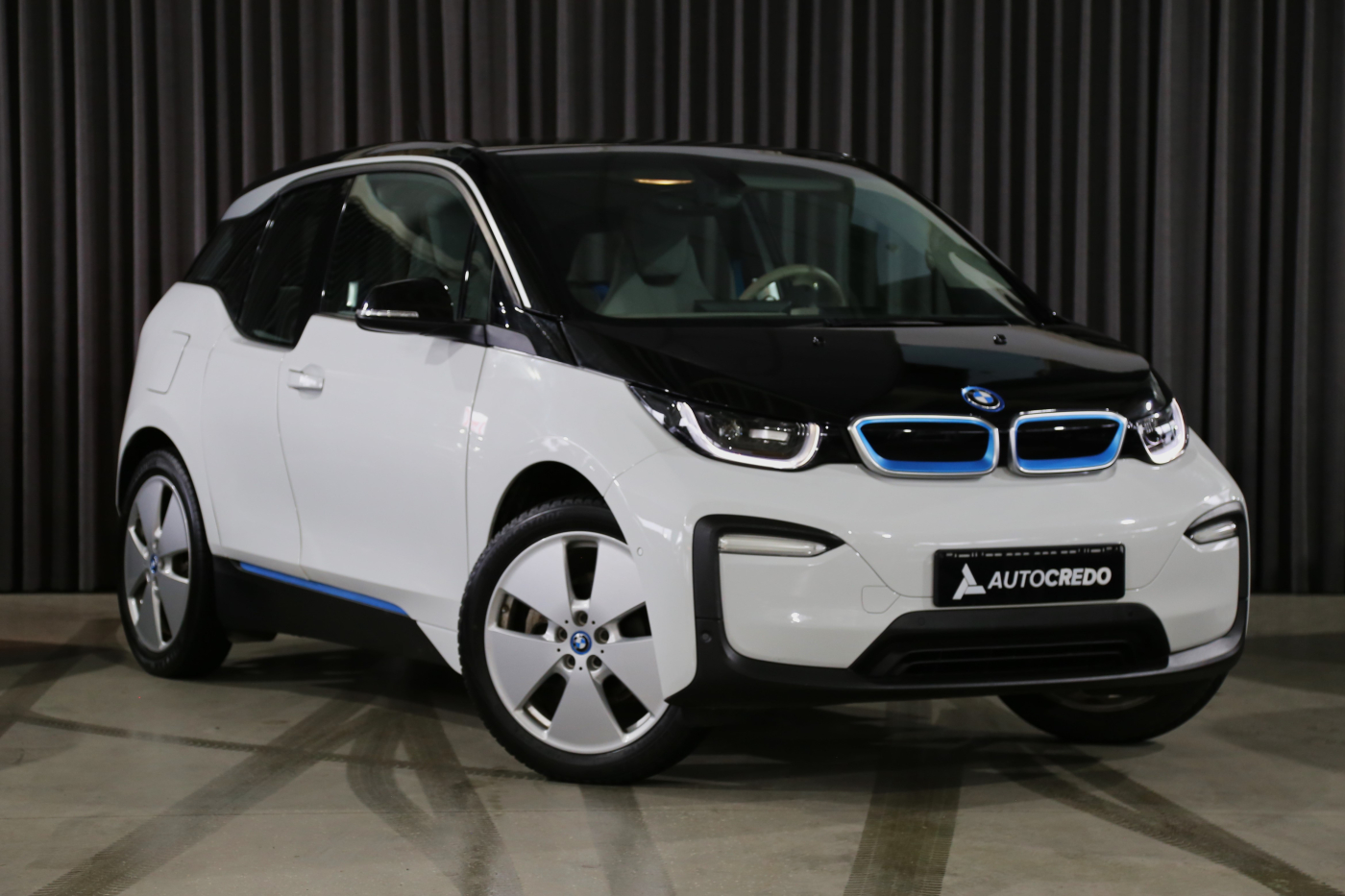 BMW I3