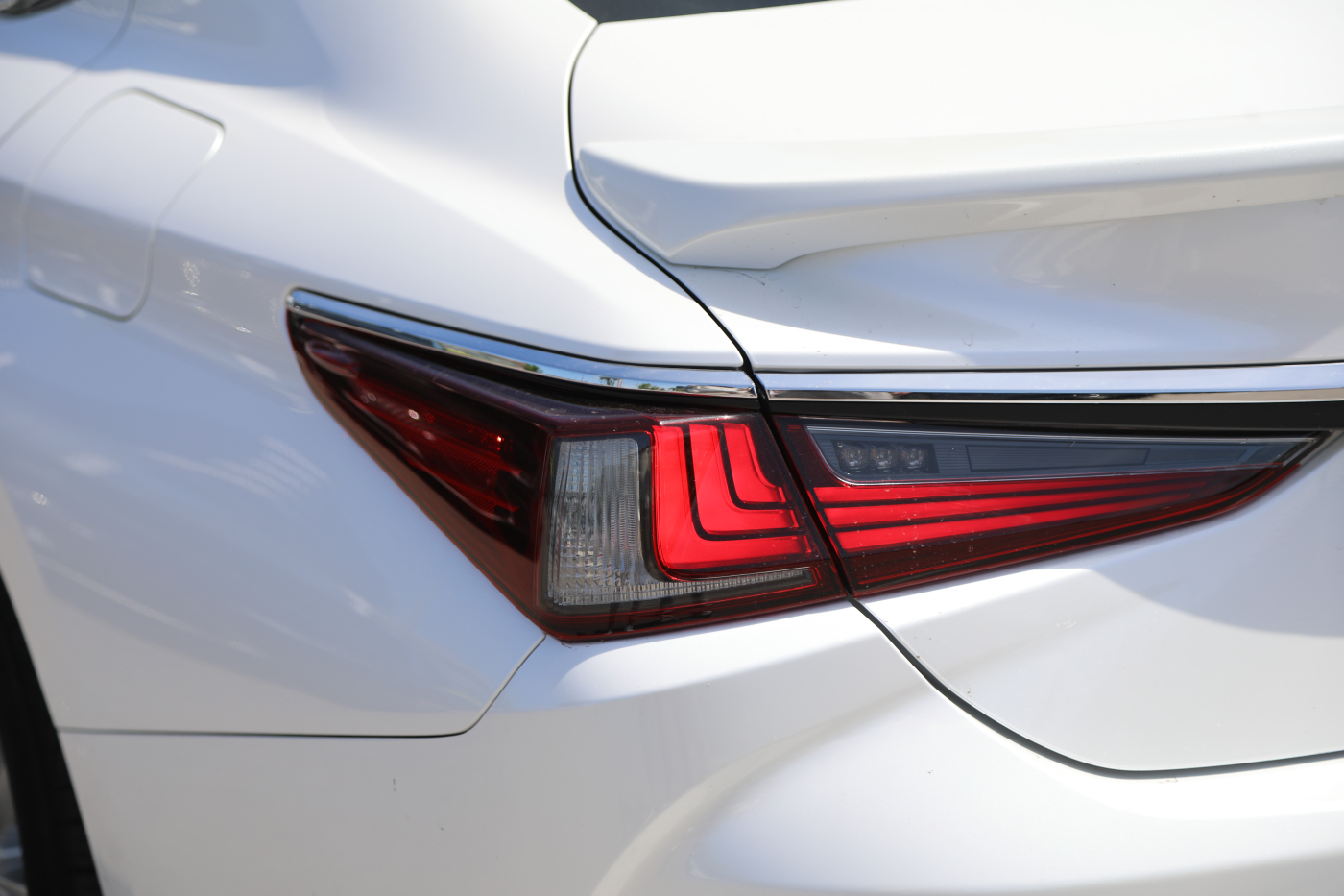 Lexus ES