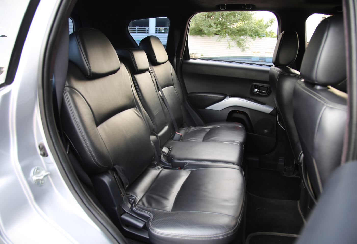 Mitsubishi Outlander XL