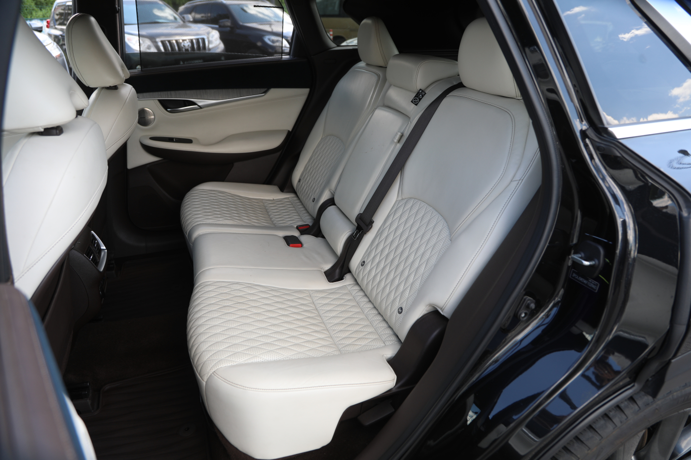 Infiniti QX50