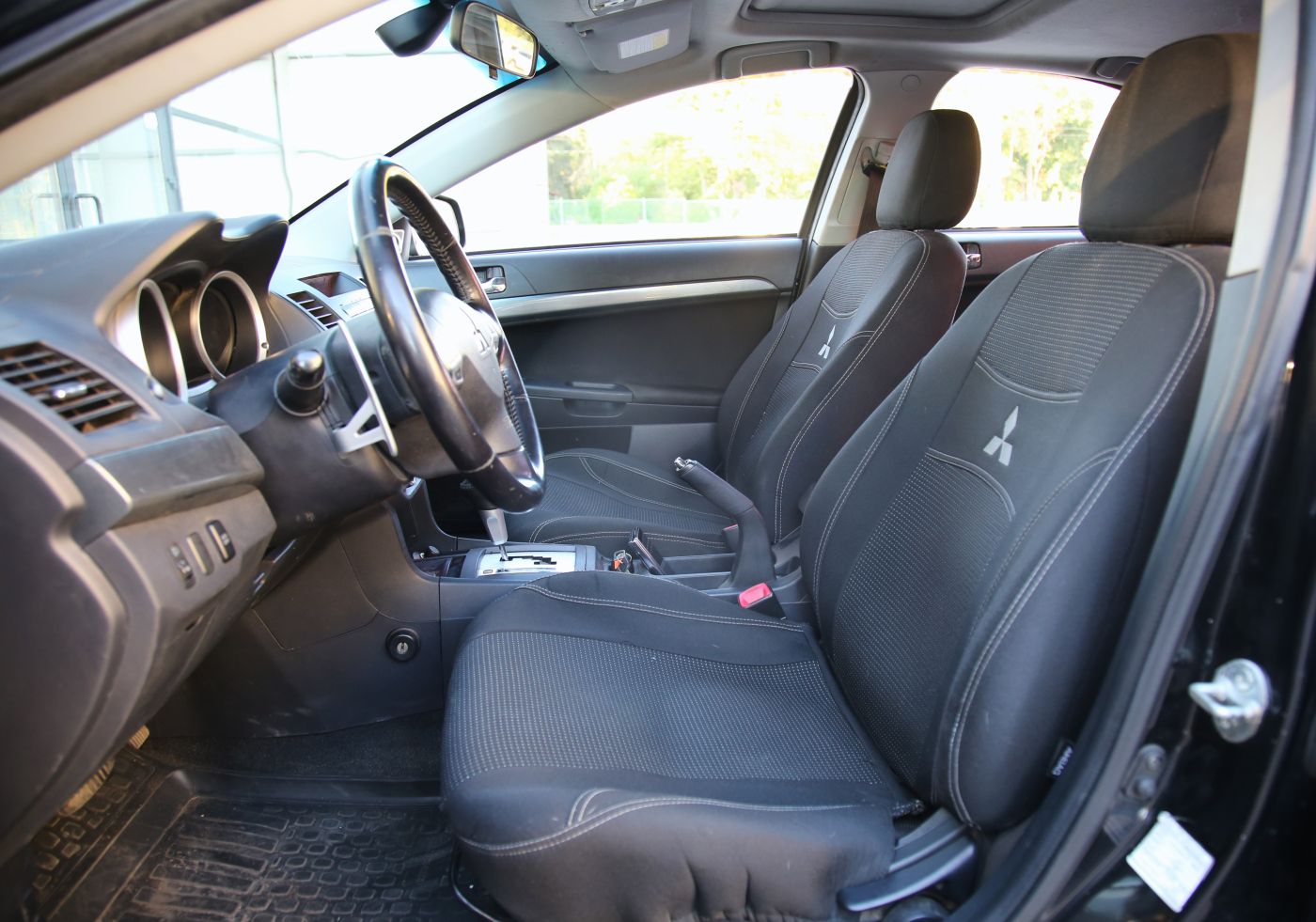 Mitsubishi Lancer