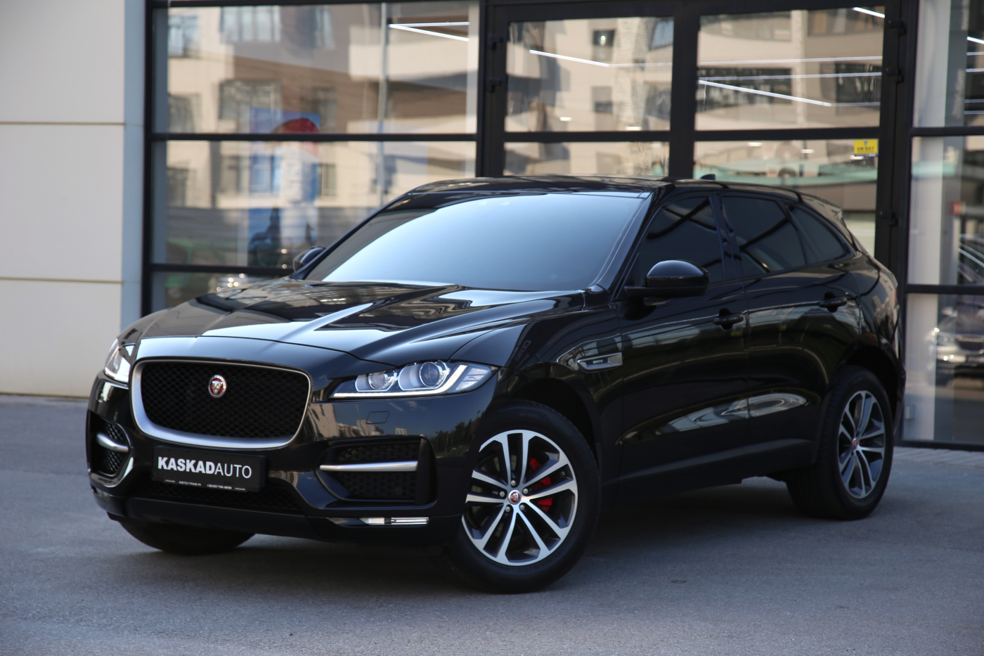 Jaguar F-Pace