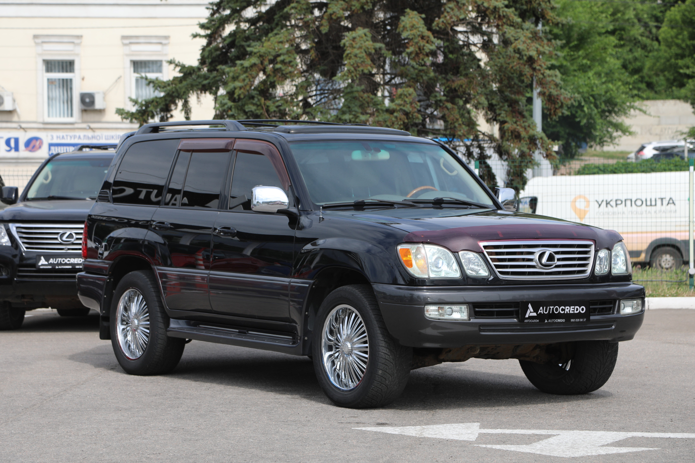 Lexus LX