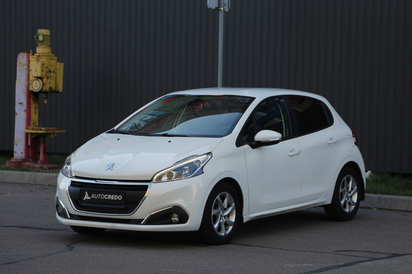 Peugeot 208