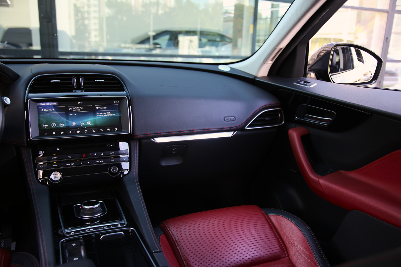 Jaguar F-Pace