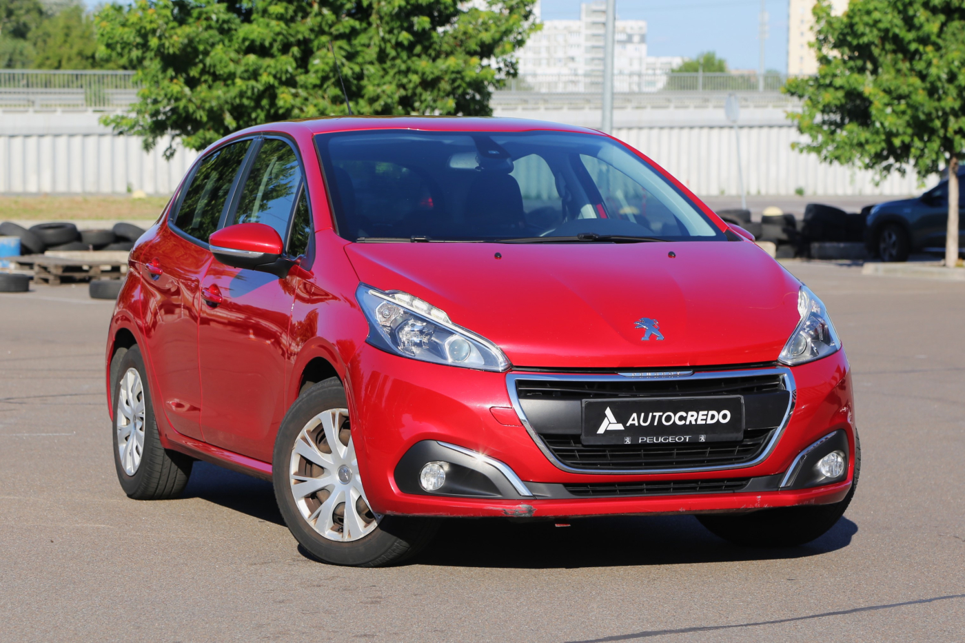 Peugeot 208