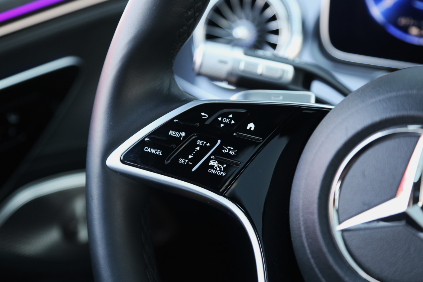 Mercedes-Benz EQS SUV