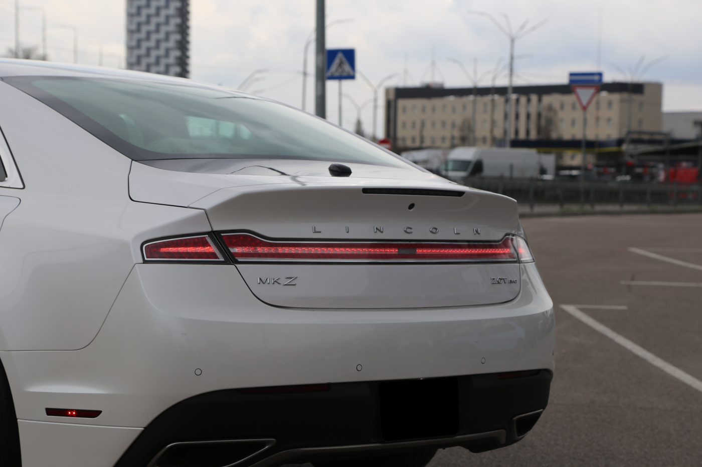 Lincoln MKZ