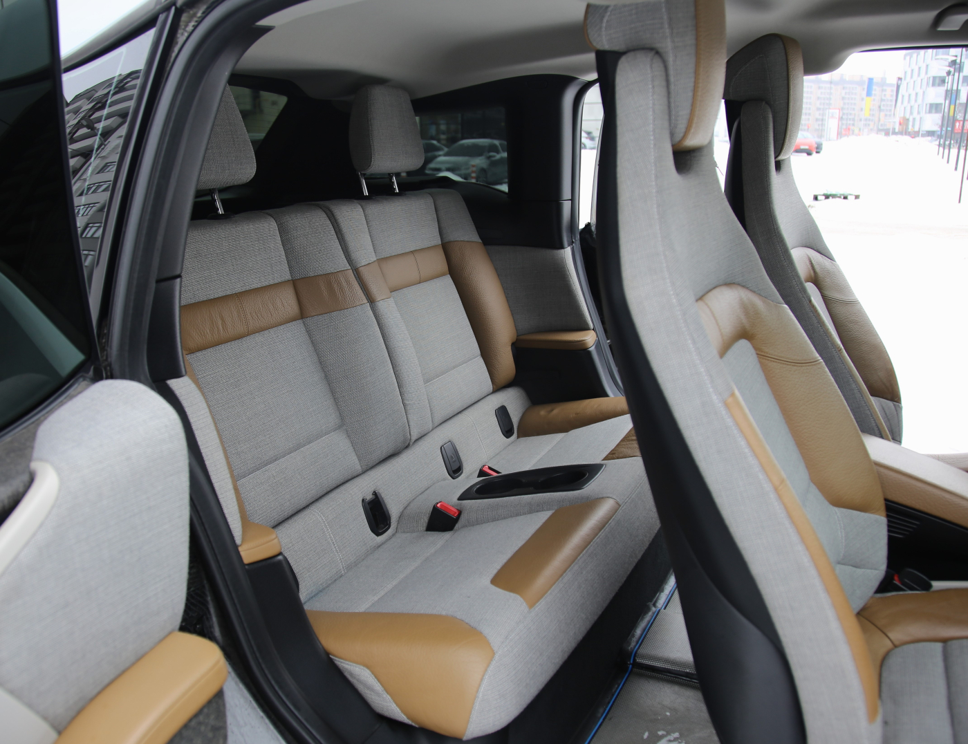 BMW I3
