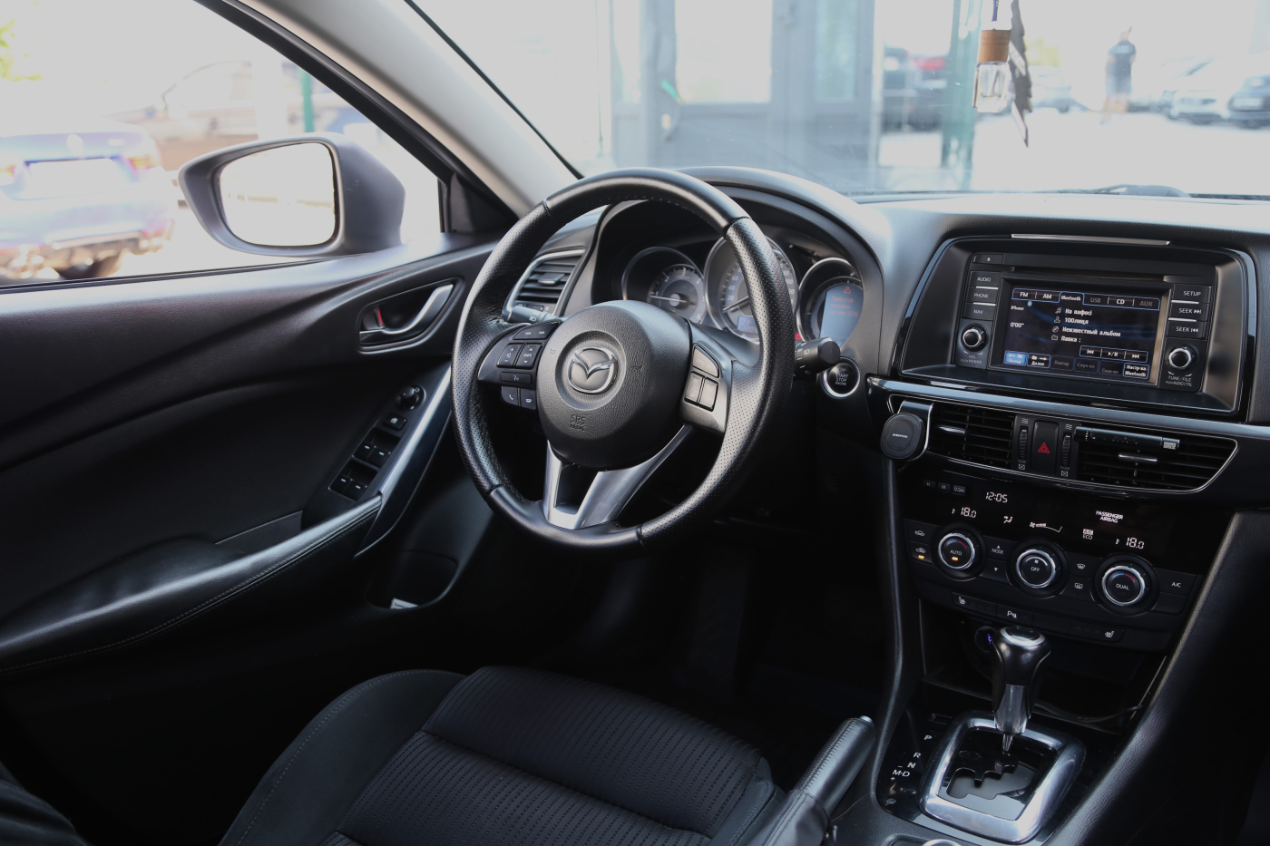 Mazda 6