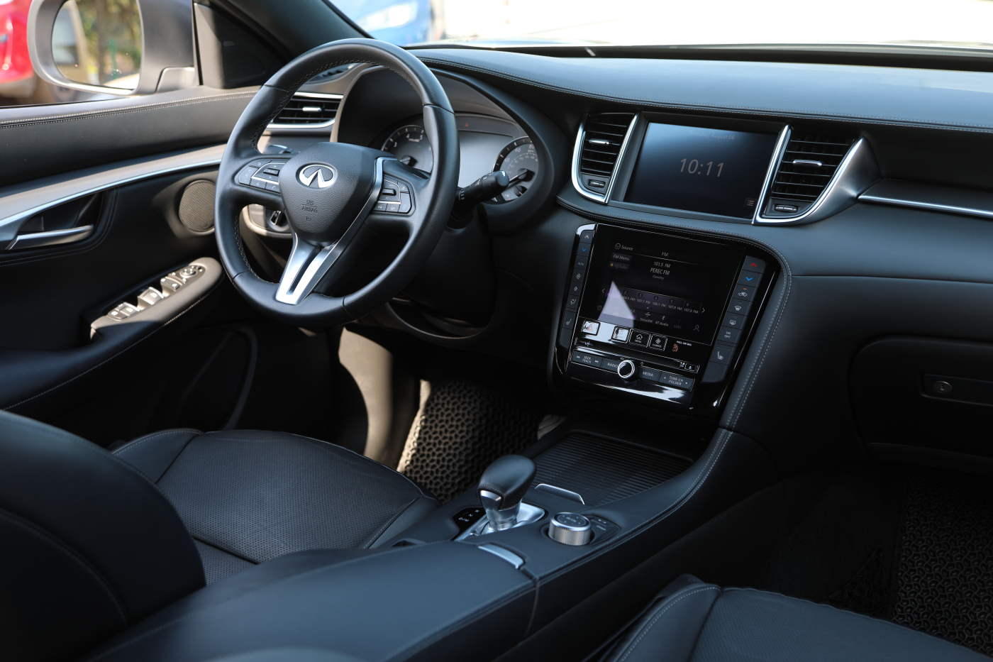 Infiniti QX55