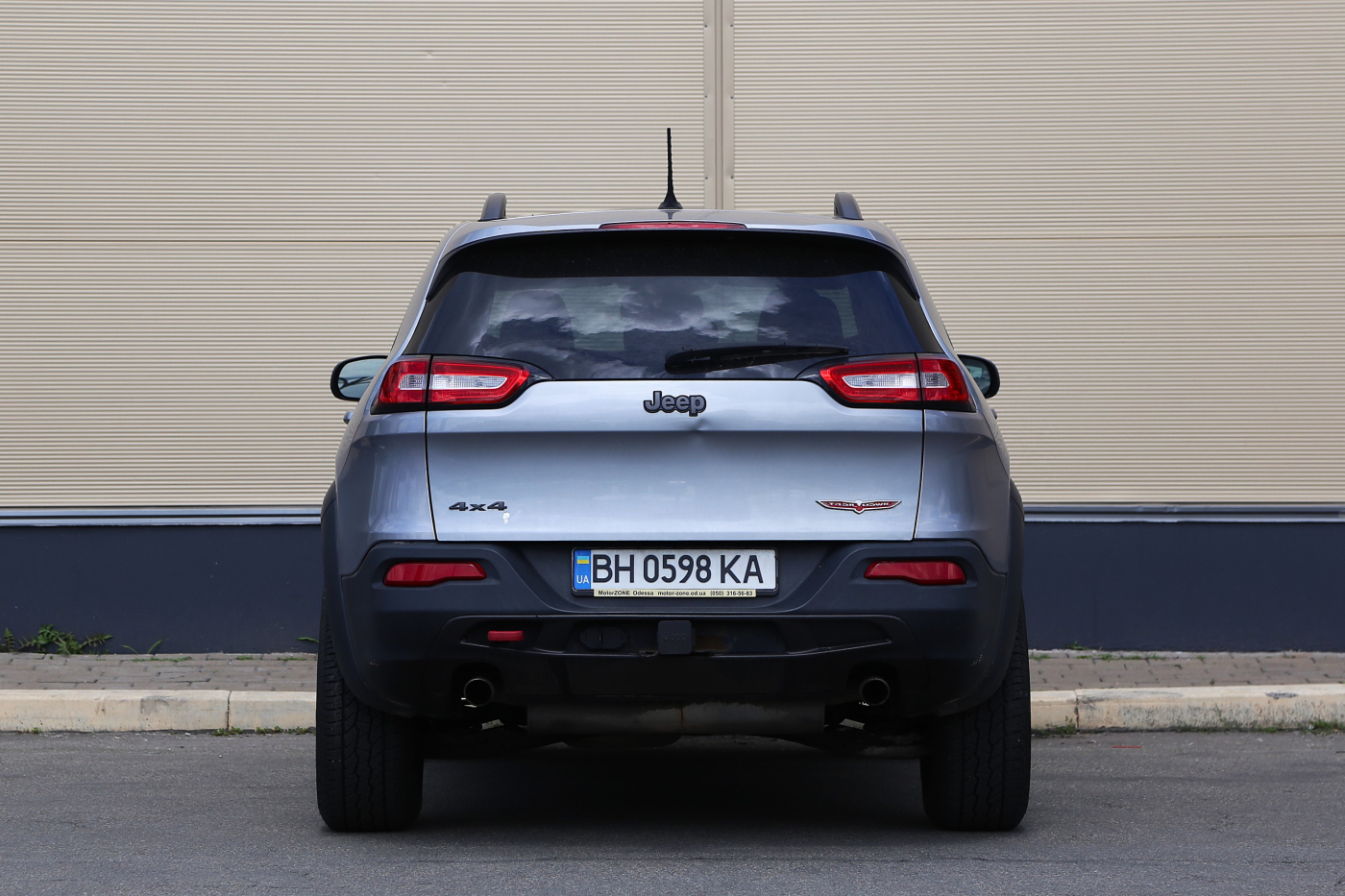 Jeep Cherokee