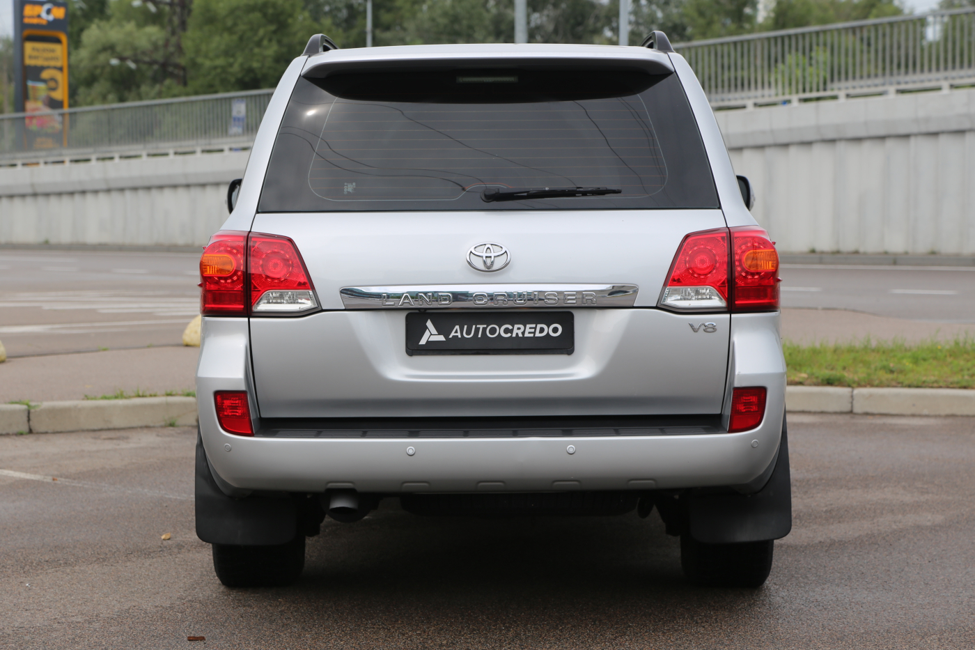 Toyota Land Cruiser (все)