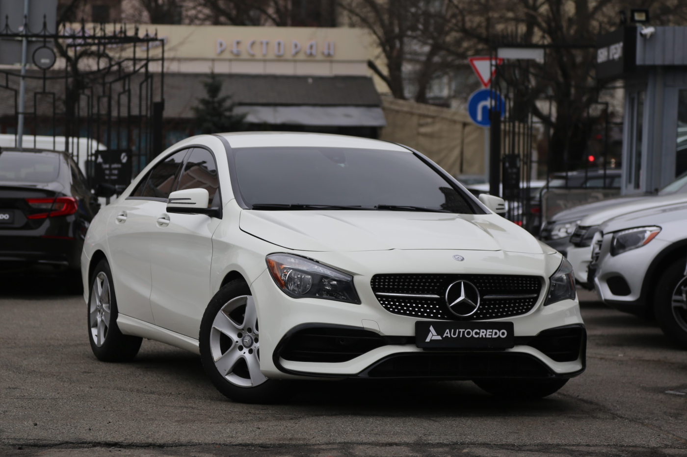 Mercedes-Benz CLA-Class