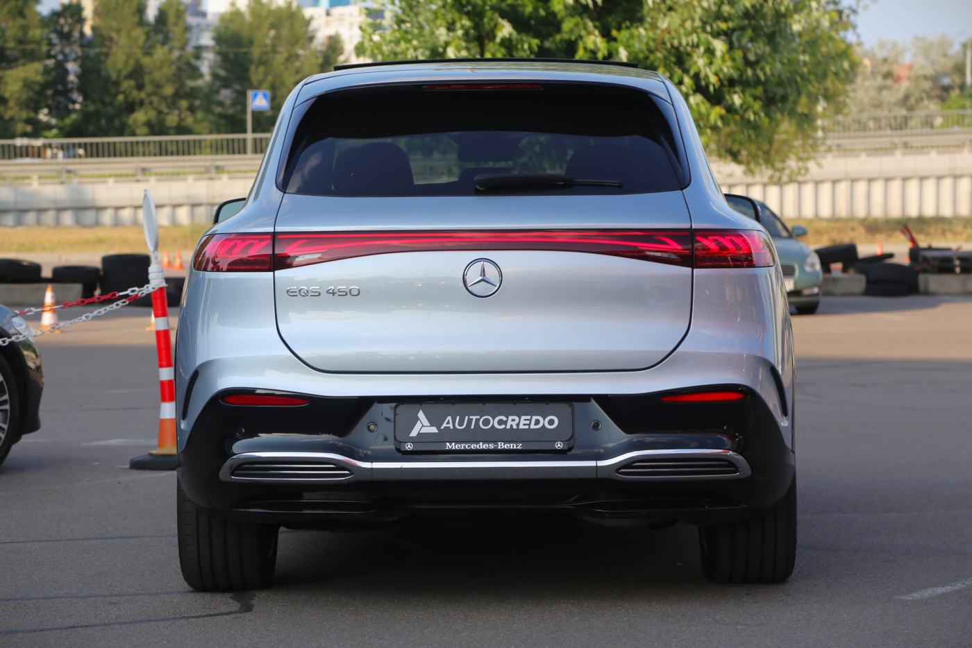 Mercedes-Benz EQS SUV