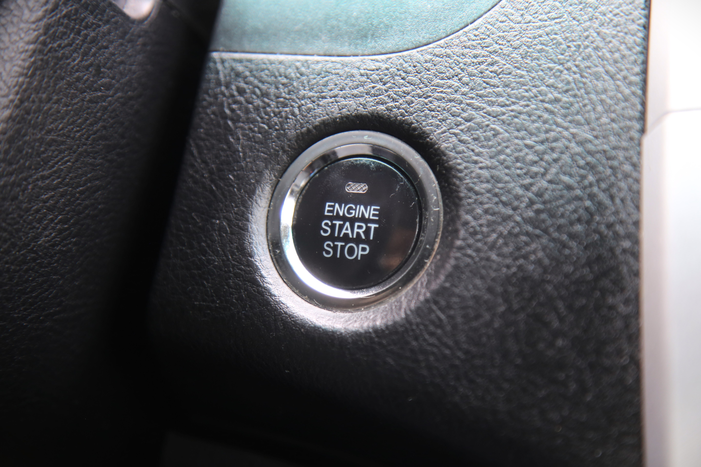 BYD S6