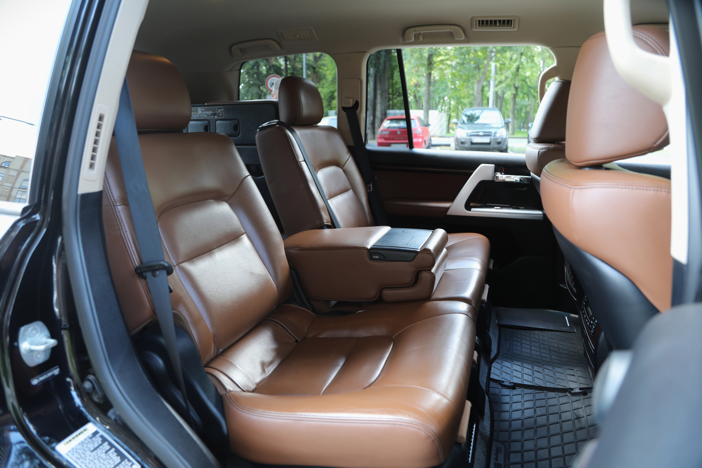 Toyota Land Cruiser (все)