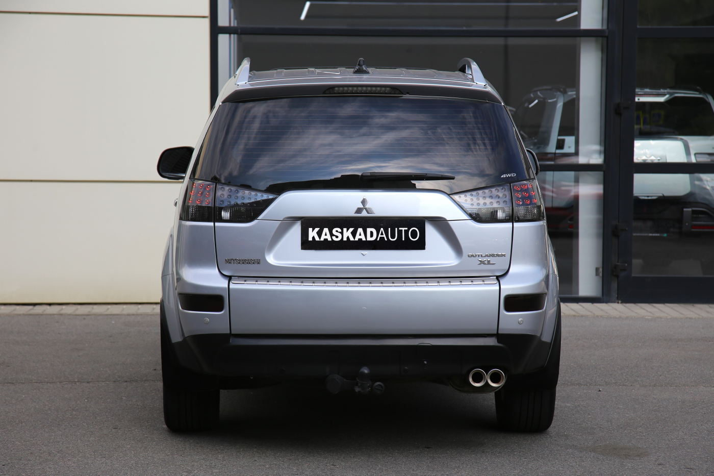 Mitsubishi Outlander XL