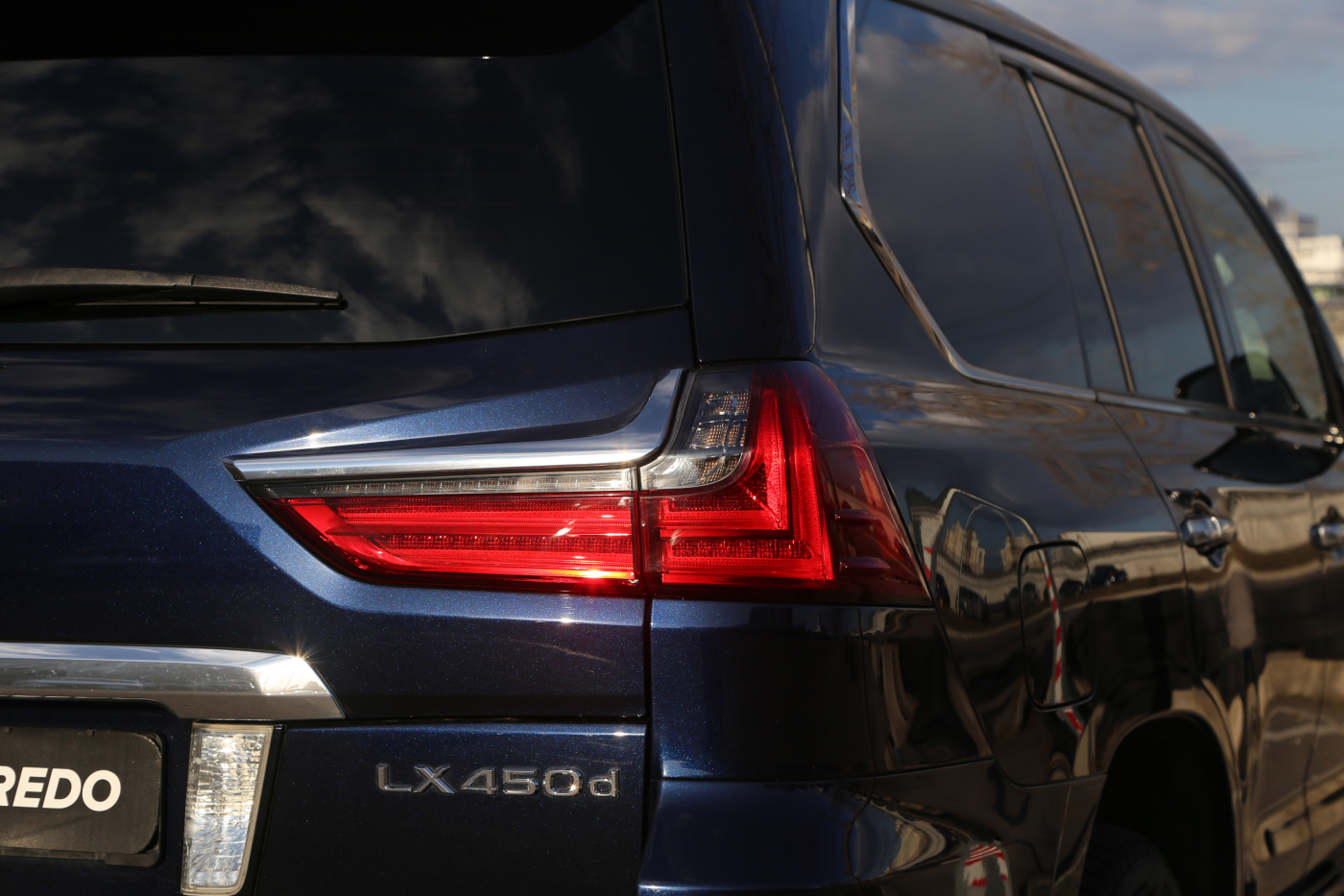 Lexus LX