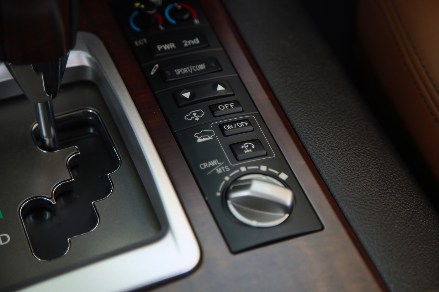 Toyota Land Cruiser (все)