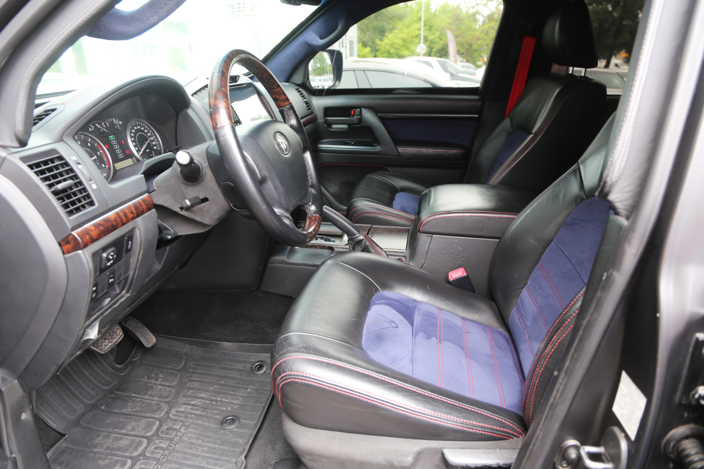 Toyota Land Cruiser (все)