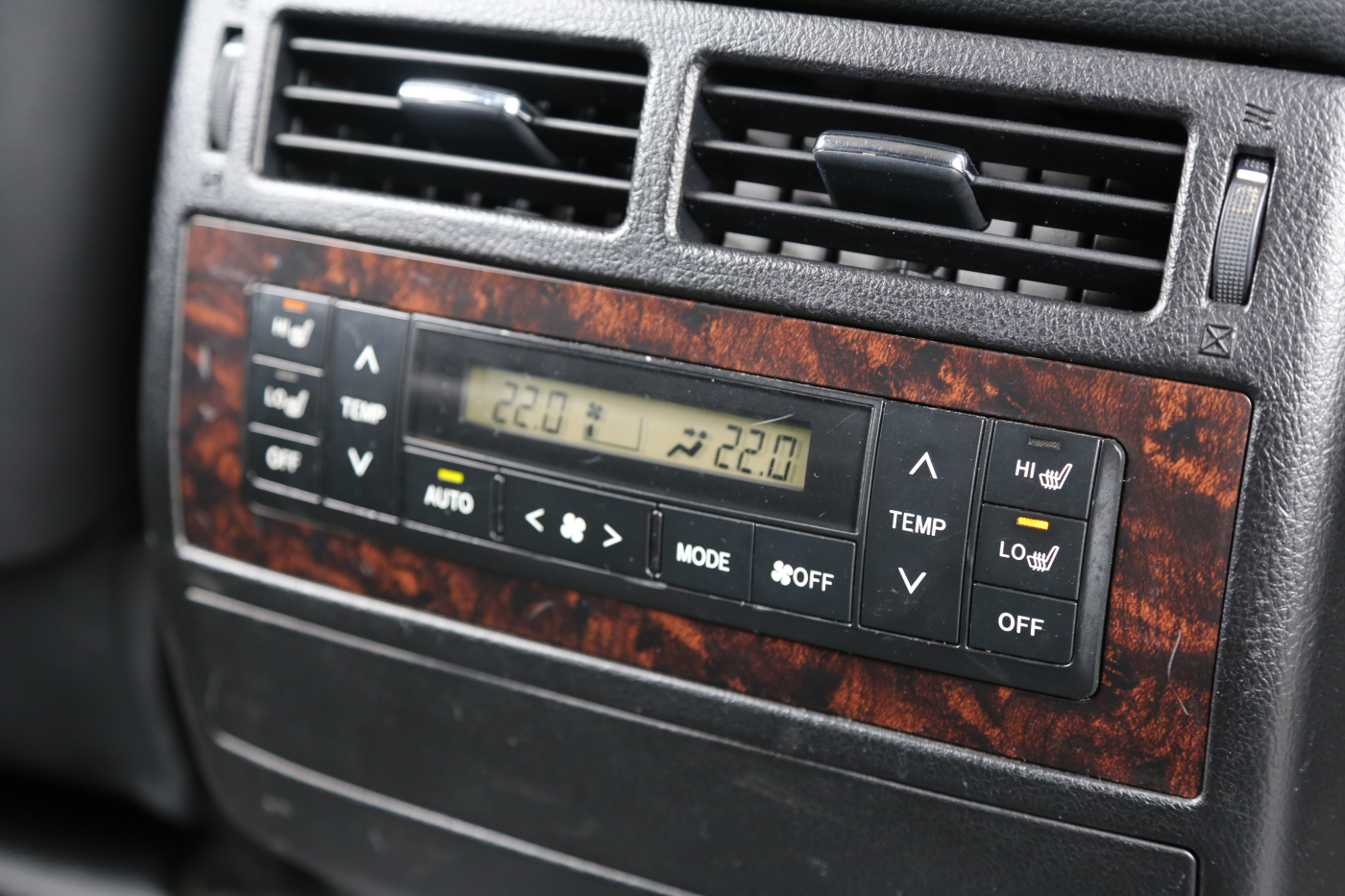 Toyota Land Cruiser (все)
