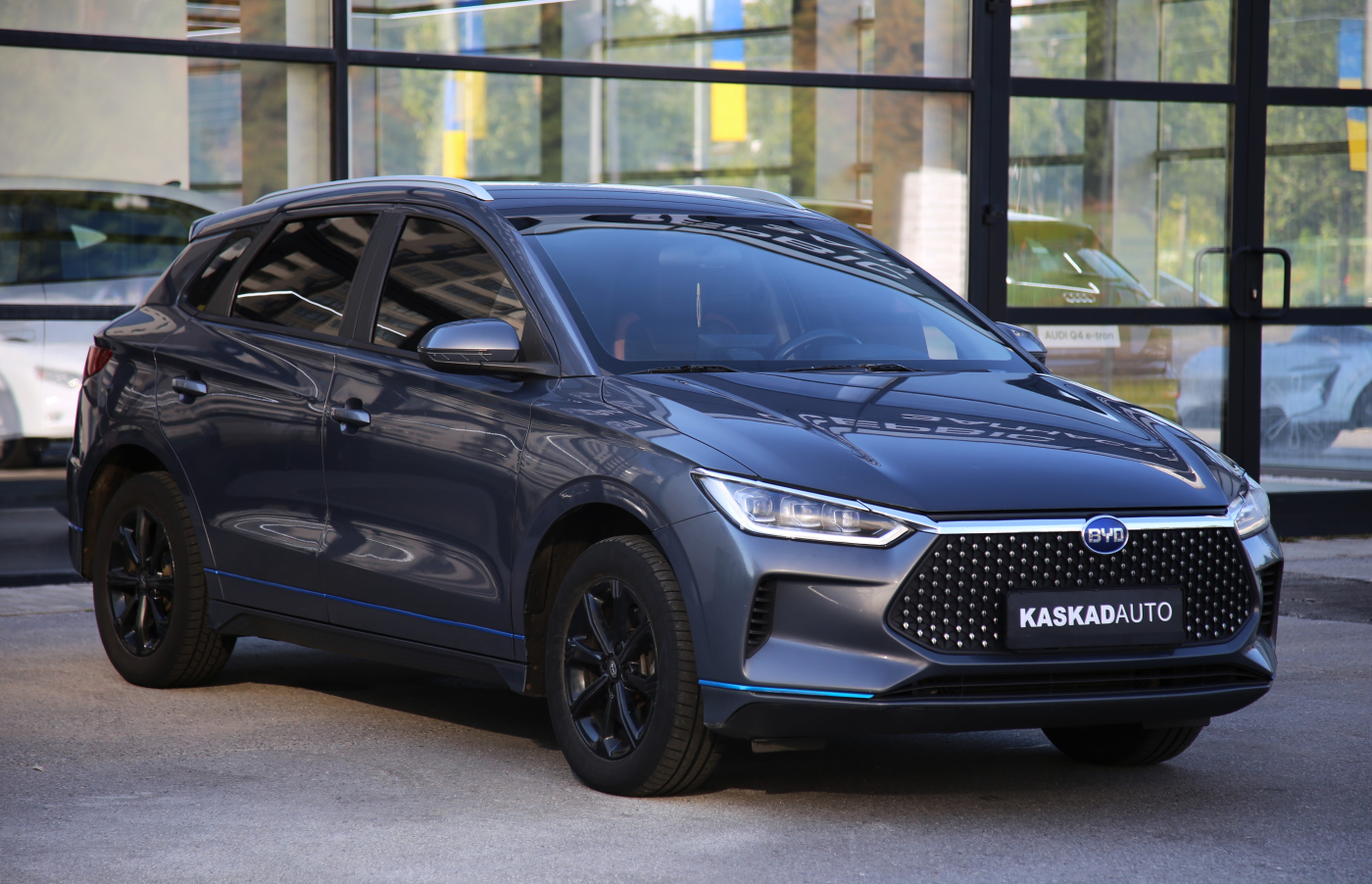 BYD E2