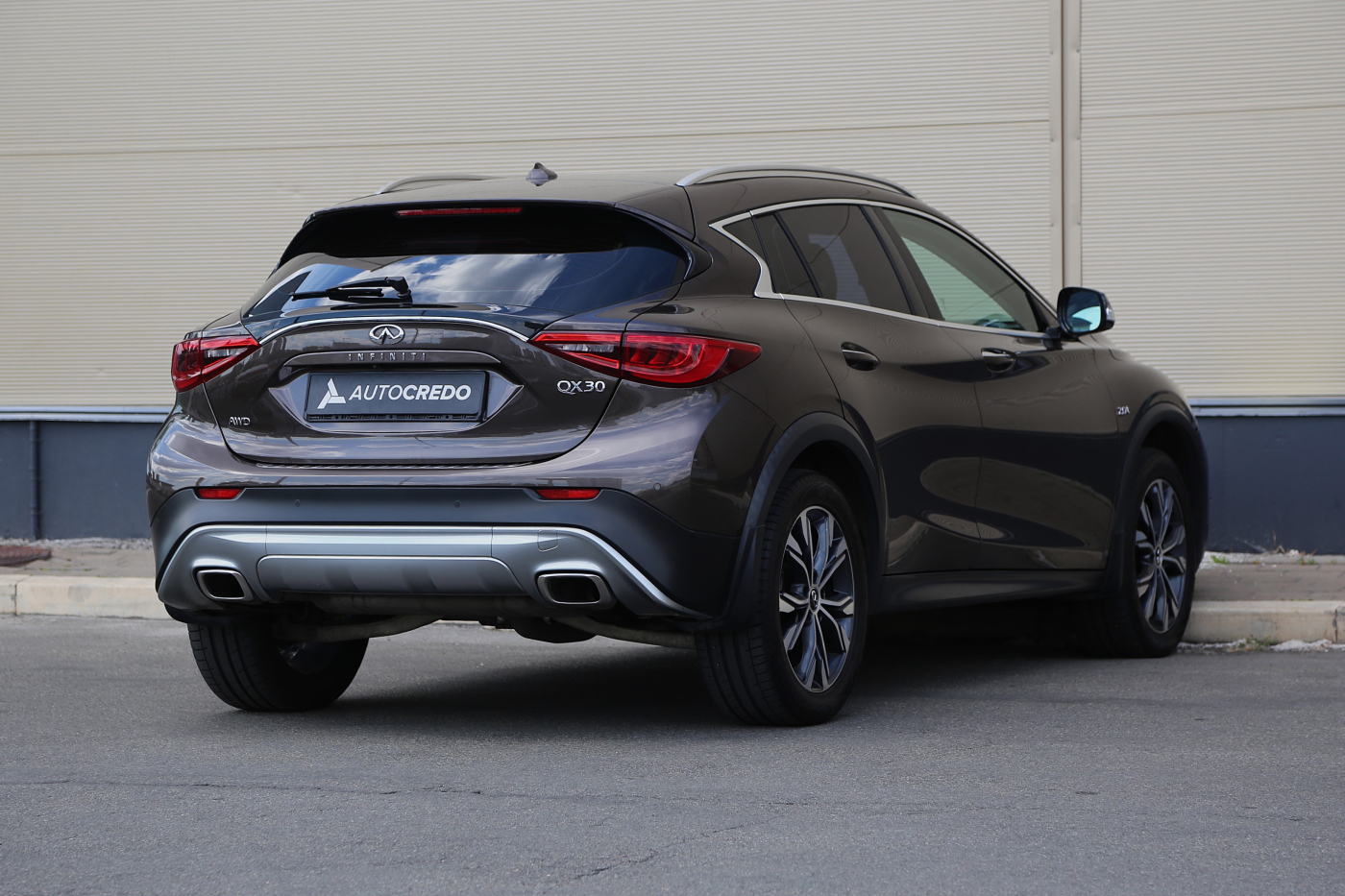 Infiniti QX30